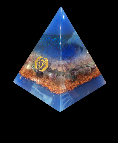 Orgonite Chakra Pyramid 10 cm x 10 cm